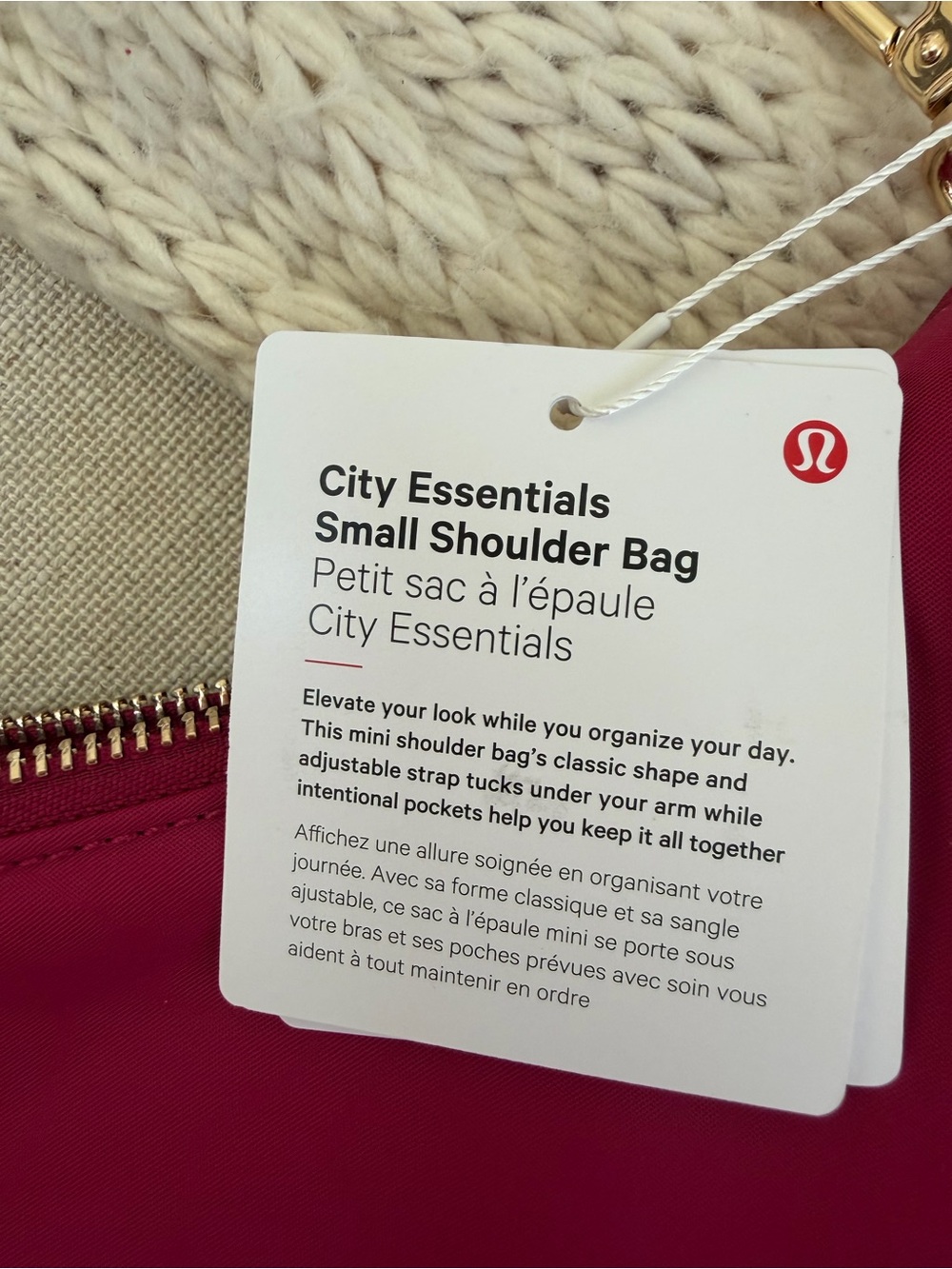 Lululemon city essentials, small shoulder bag. - Picture 7 of 7